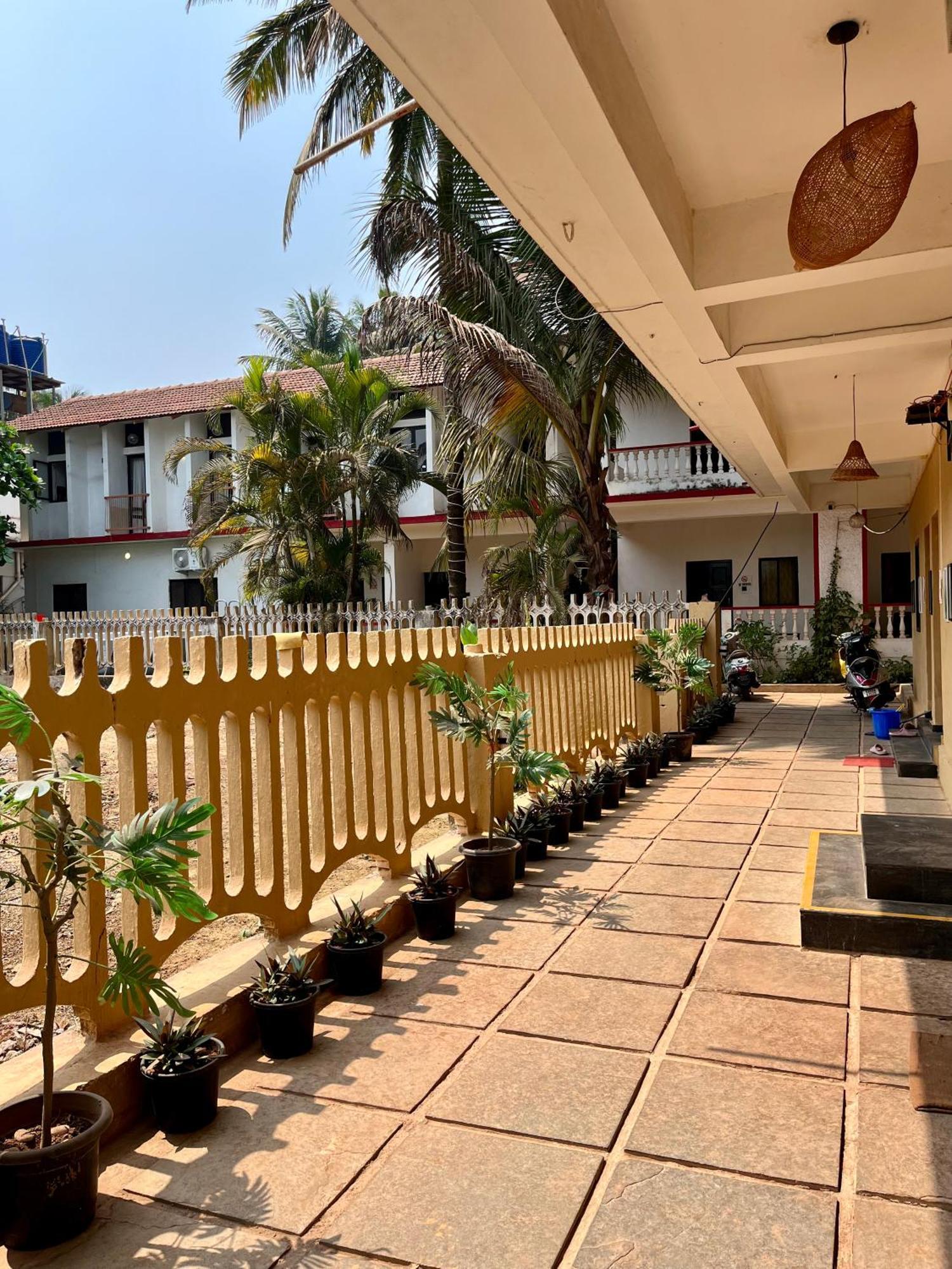 La Goya At Anjuna Beachside Exterior photo